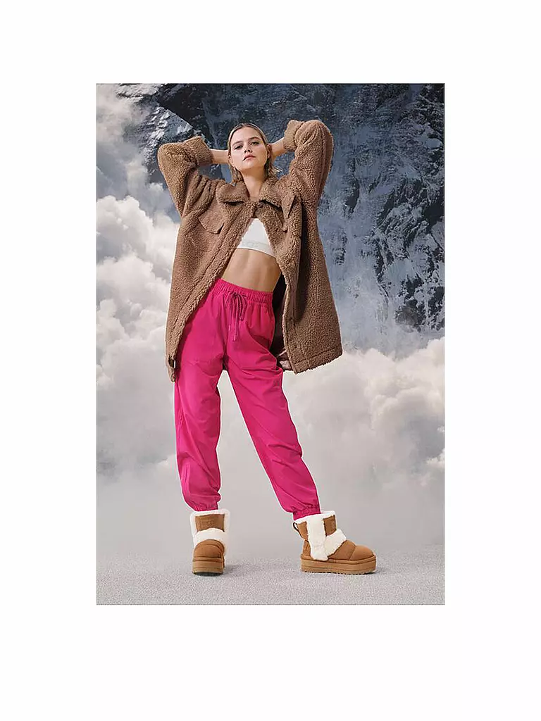 UGG Snowboots CLASSIC CHILLAPEAK camel