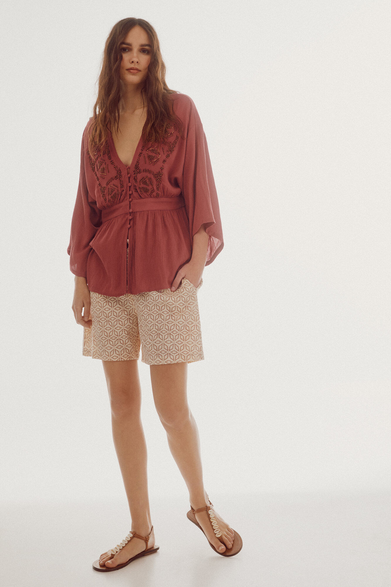 Blusa bordada Abalorios - Rosa