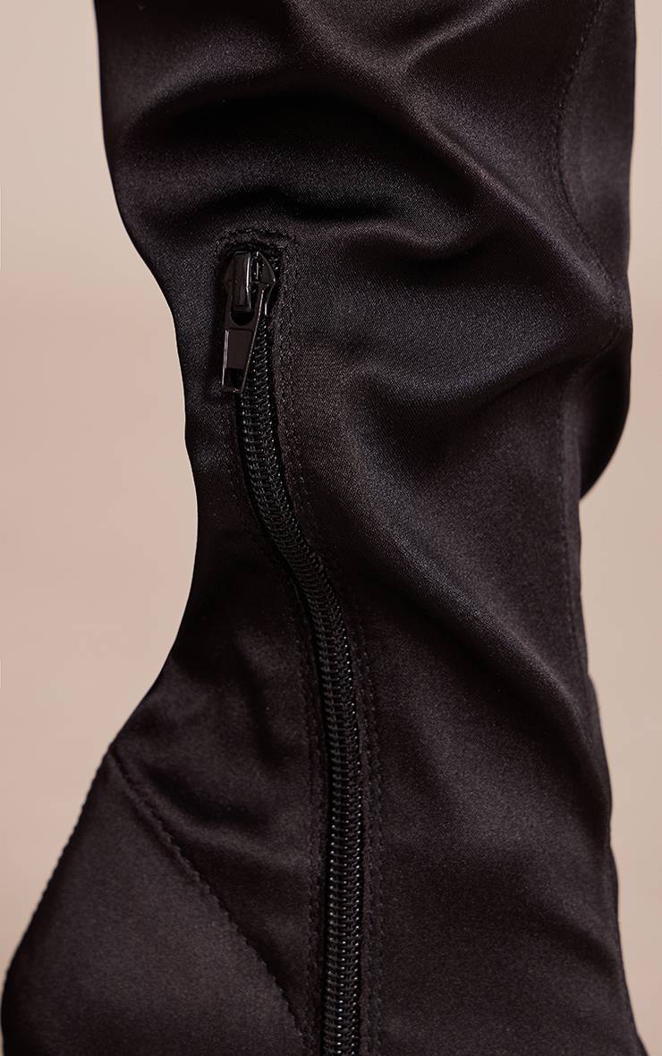 Noir Bottes À Talon À Bout Pointu En Satin Au-dessus Du Genou