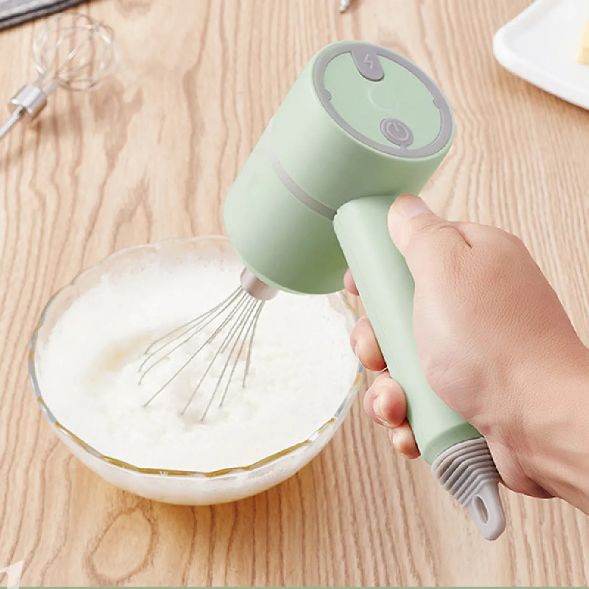 Universal Hand Mixer