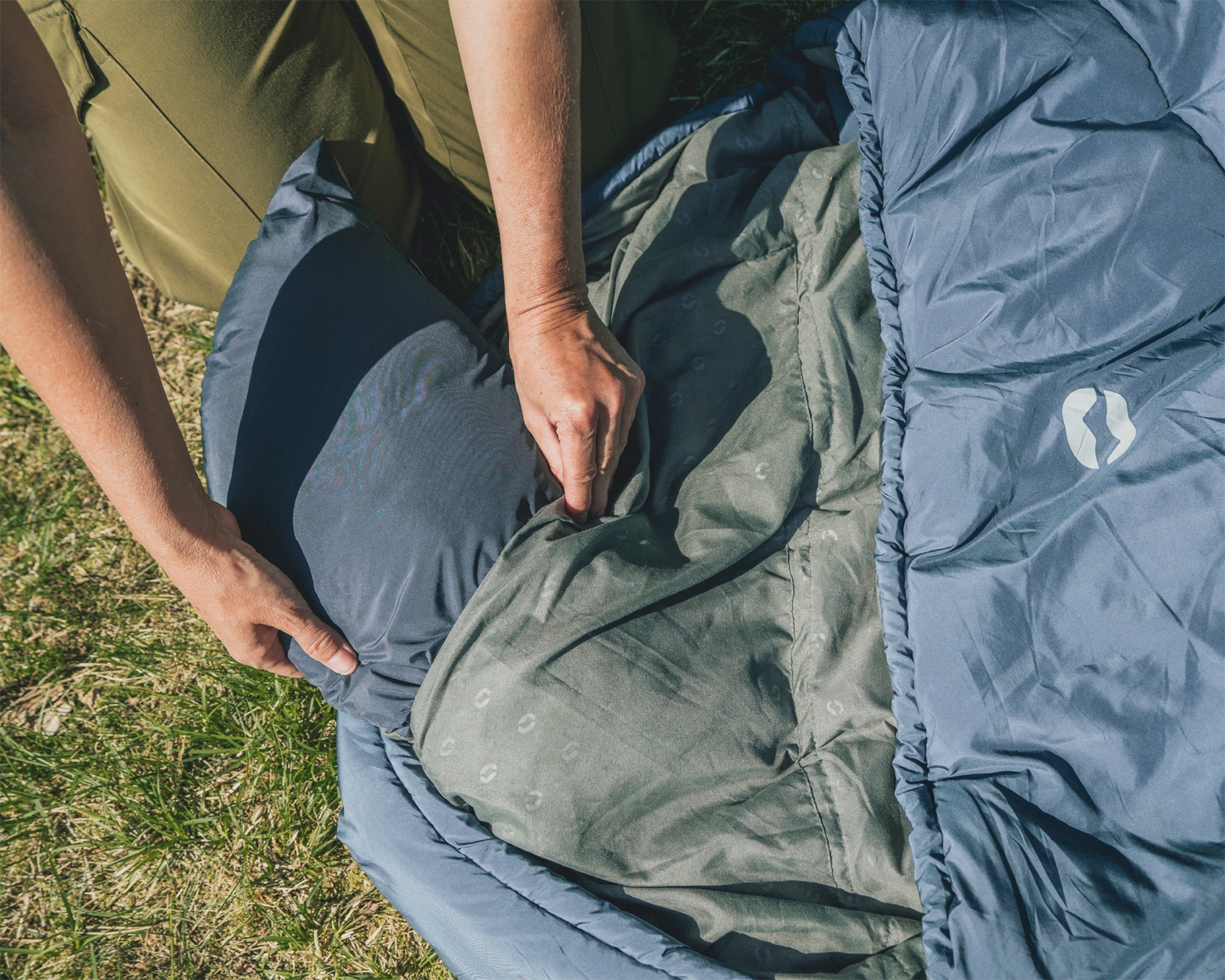 Outwell Caldera Supreme Deckenschlafsack blau 220 cm