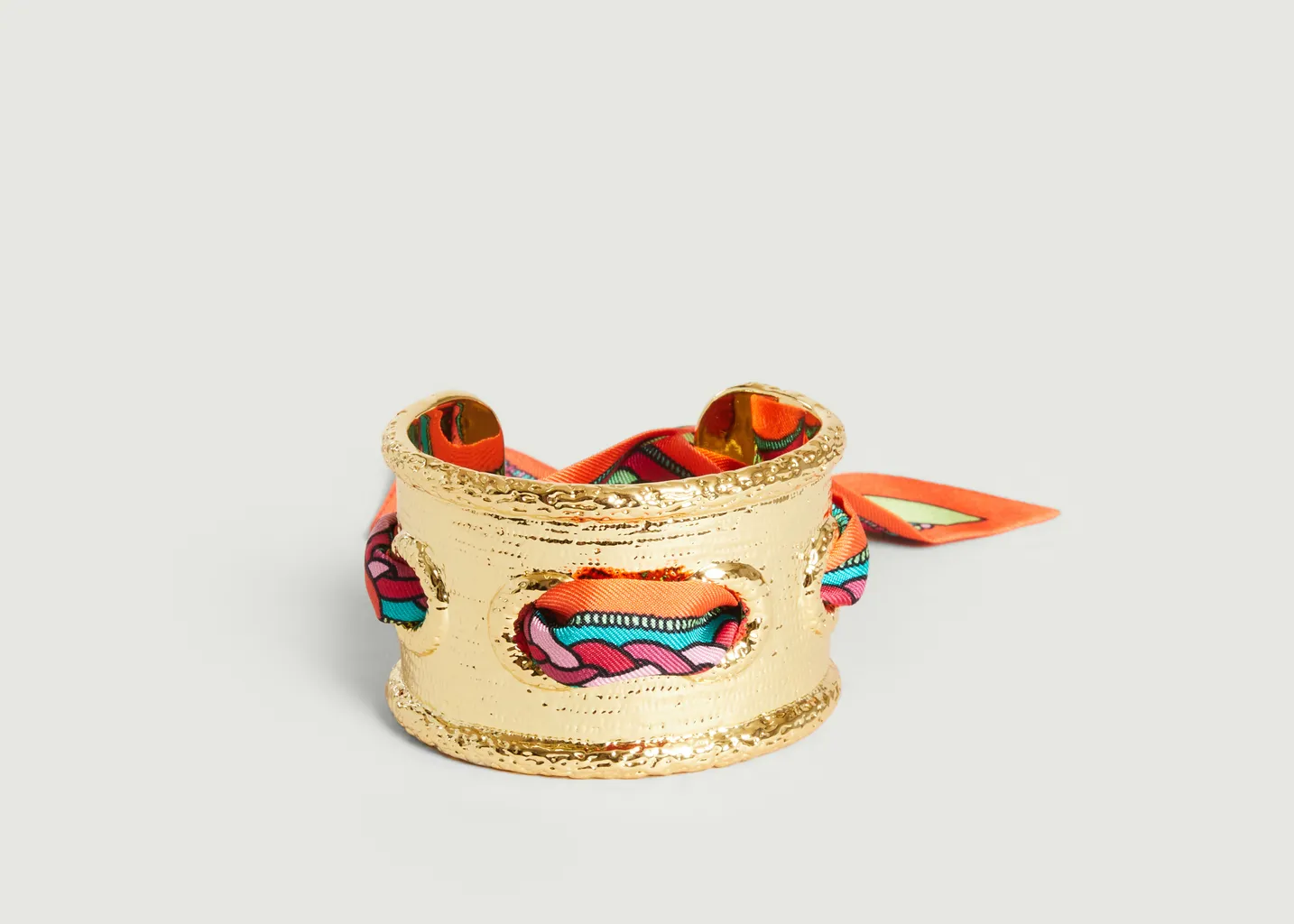 Bracelet manchette plaqué or et soie Queen Grigri An-nee