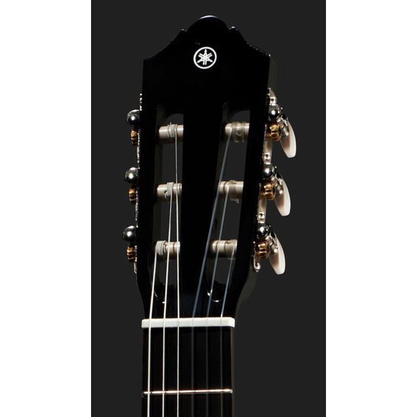 Yamaha C40 BL