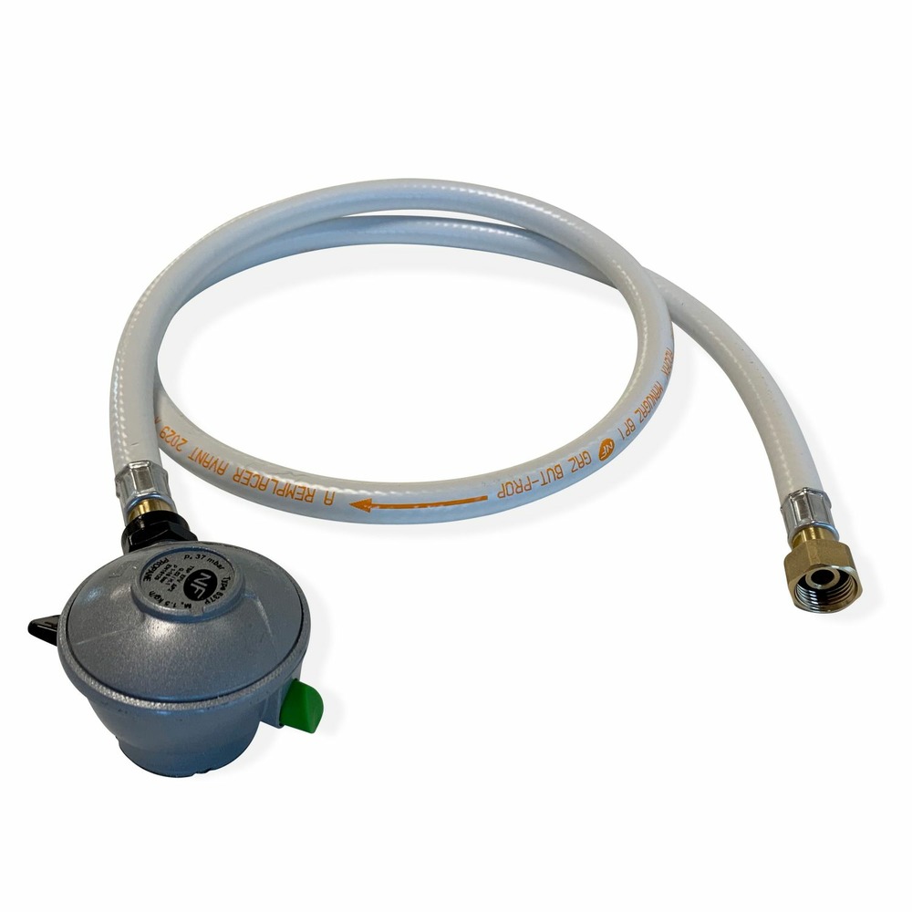 Kit tuyau flexible de gaz 1.5 m à embouts mécaniques + détendeur quick-on ø20mm propane 37mbar 1.5kg/h. Raccord rapide – normes nf