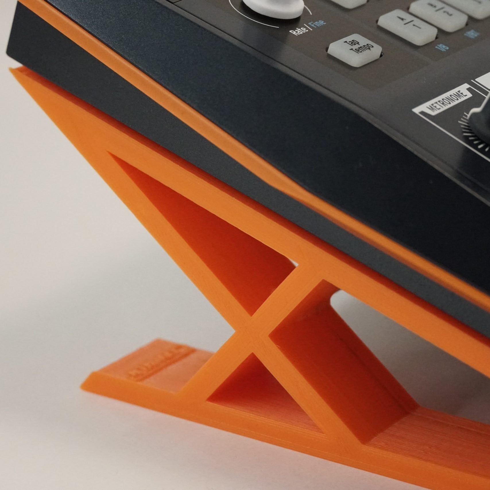Coverup desktop statief voor Arturia Drumbrute Impact