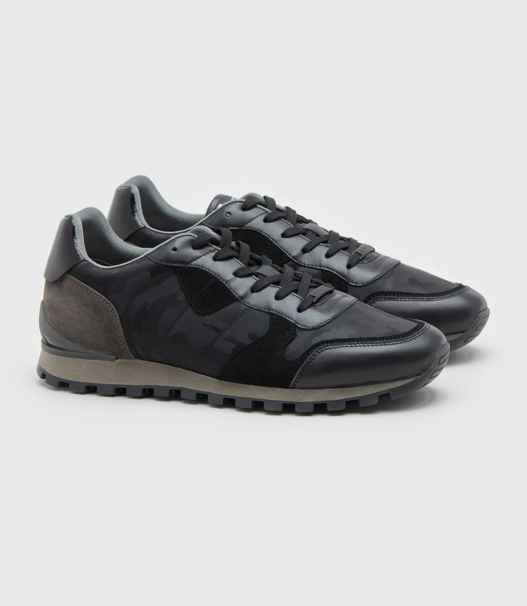 Sneakers bi-matière camouflage noir 