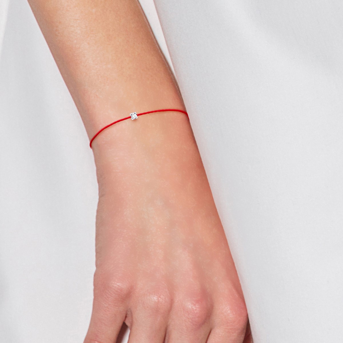 Bracelet Solitaire Diamant 0,030 Cts Nylon Rouge Argent 925