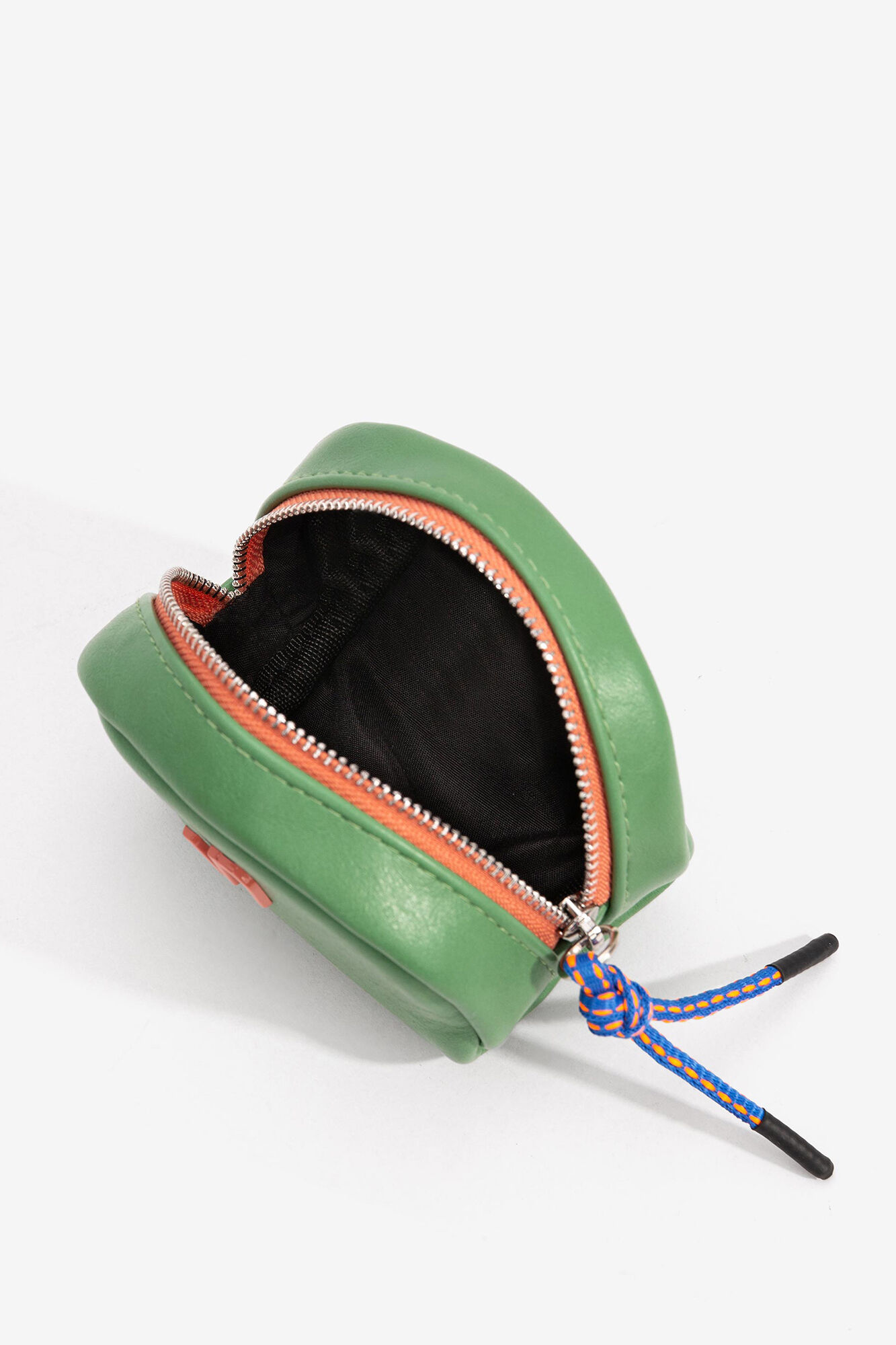 Bolsa acolchoada com cordão em verde contrastante