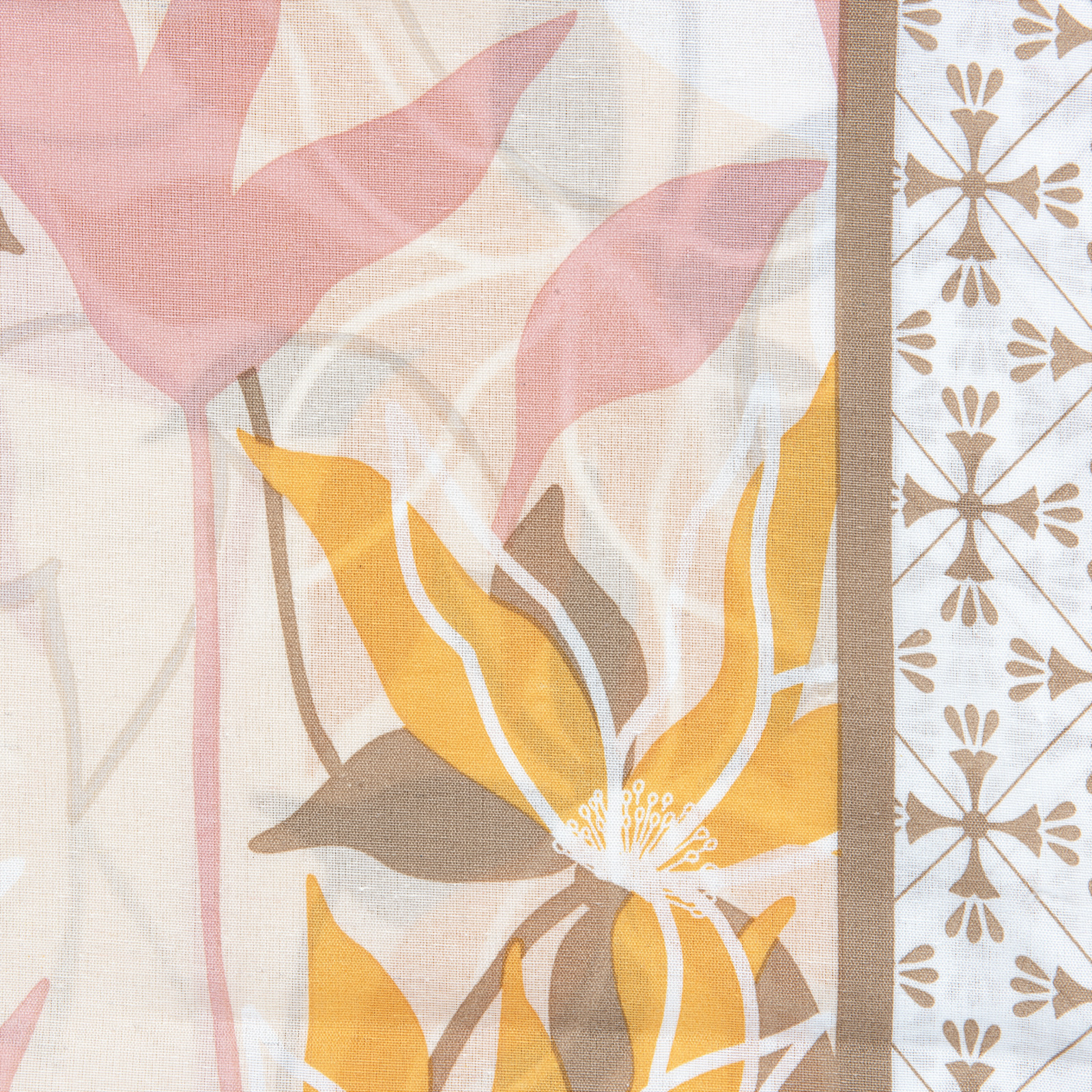 Bettwäsche mit beigem Blumendesign 200x210 2x65x65 Bettanzug Fra