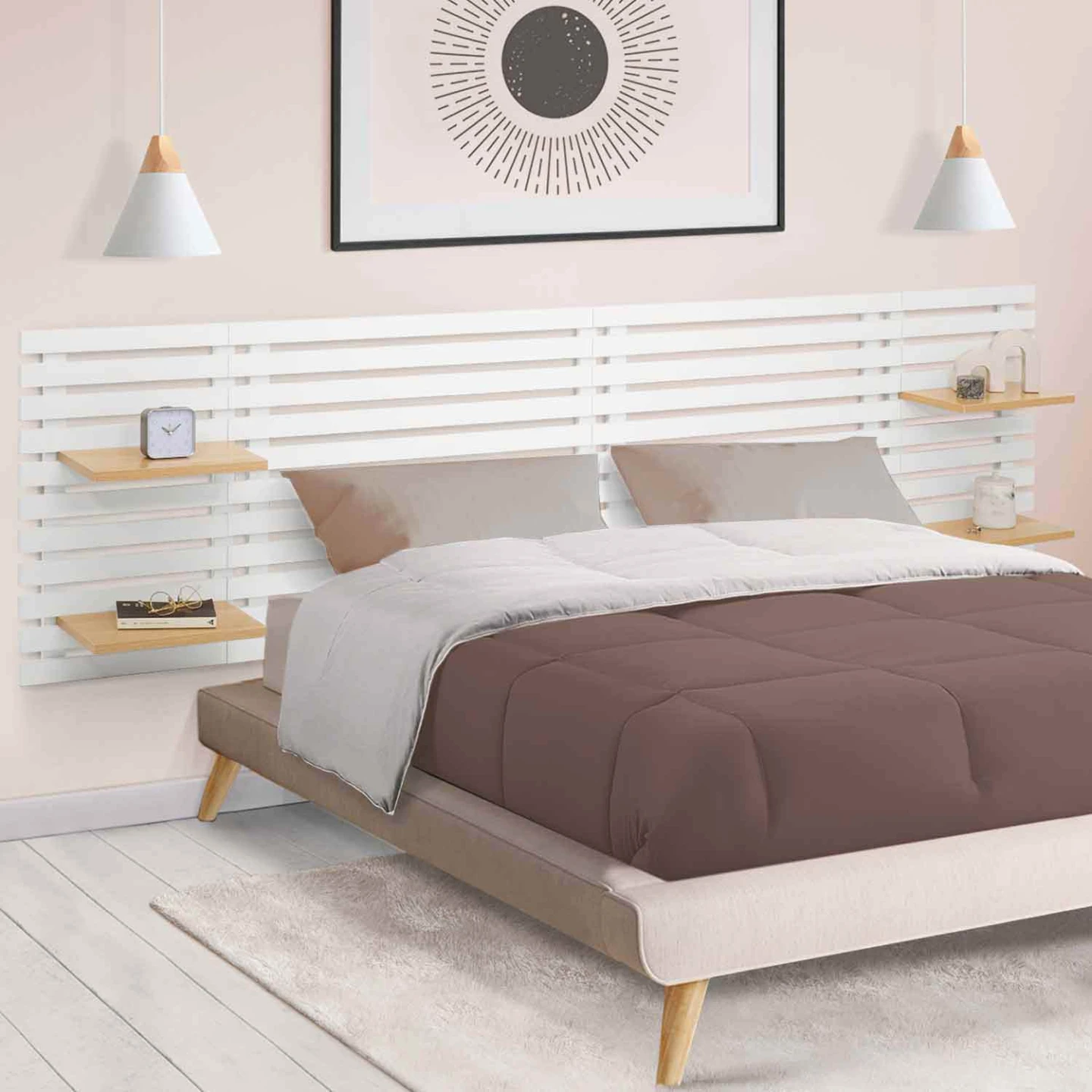 Tête de lit suspendue en lattes AVA 240 cm bois blanc et étagères façon hêtre