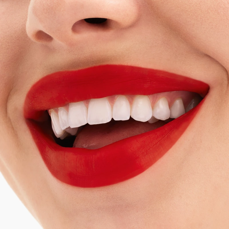 MAC Locked Kiss 24Hr Lipstick 1,8 gr. - Gutsy