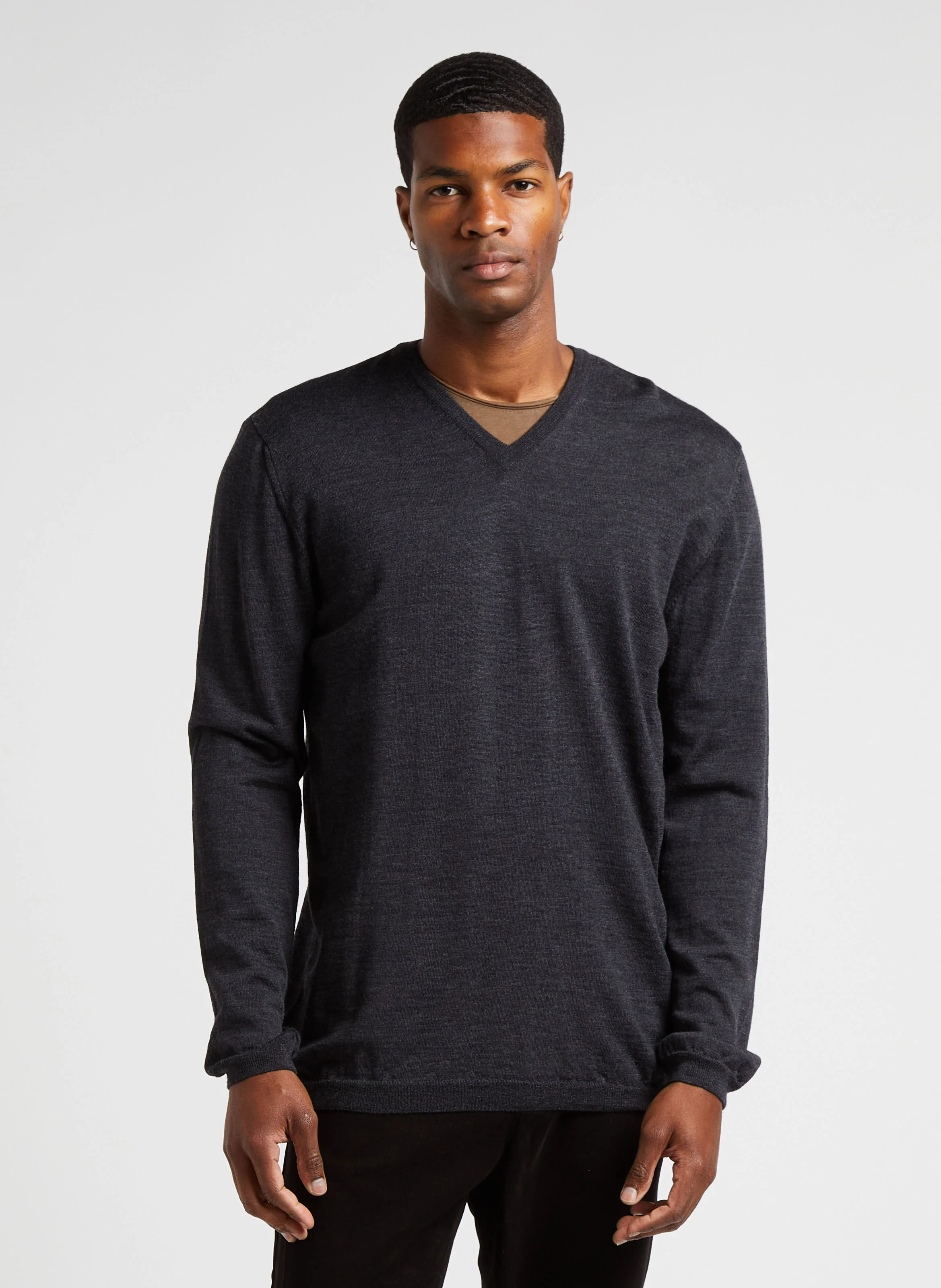 Pull regular col V en laine | Gris
