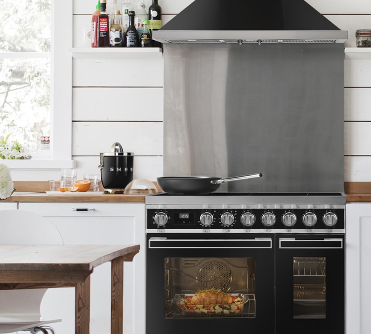 Presse agrumes CJF11BLEU Noir - SMEG