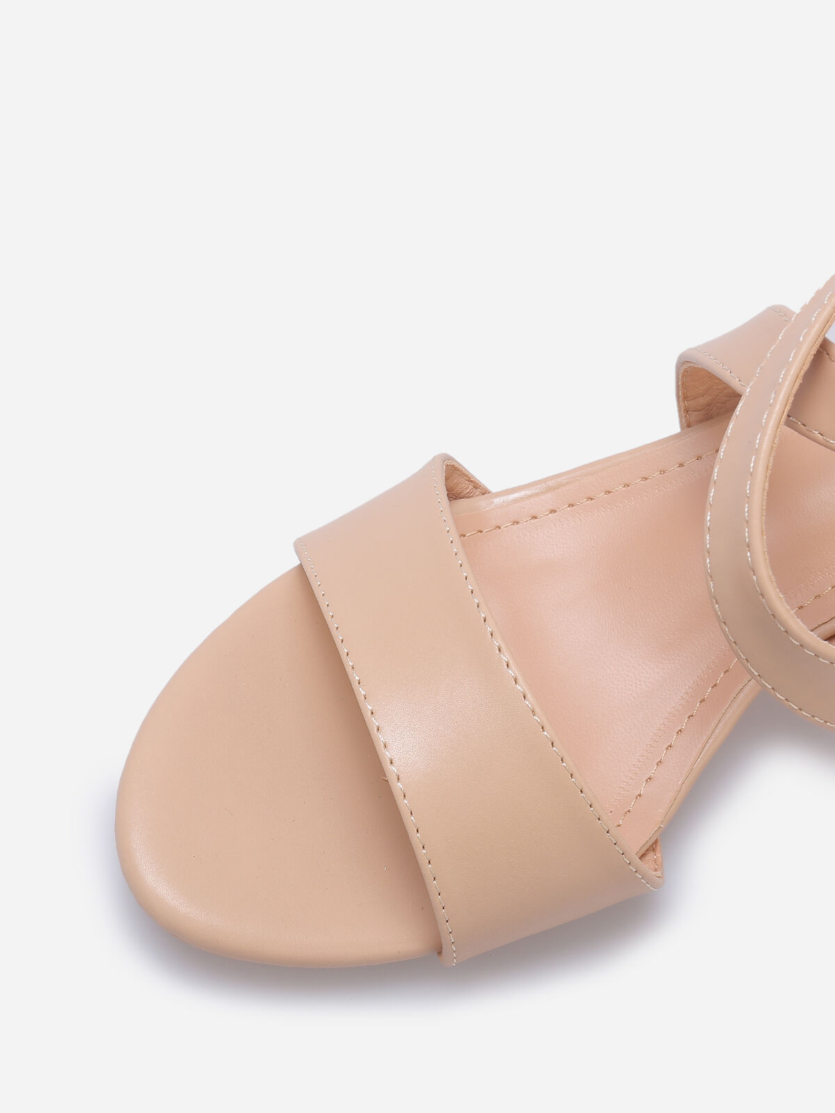 Sandales à brides croisées grandes tailles- Beige