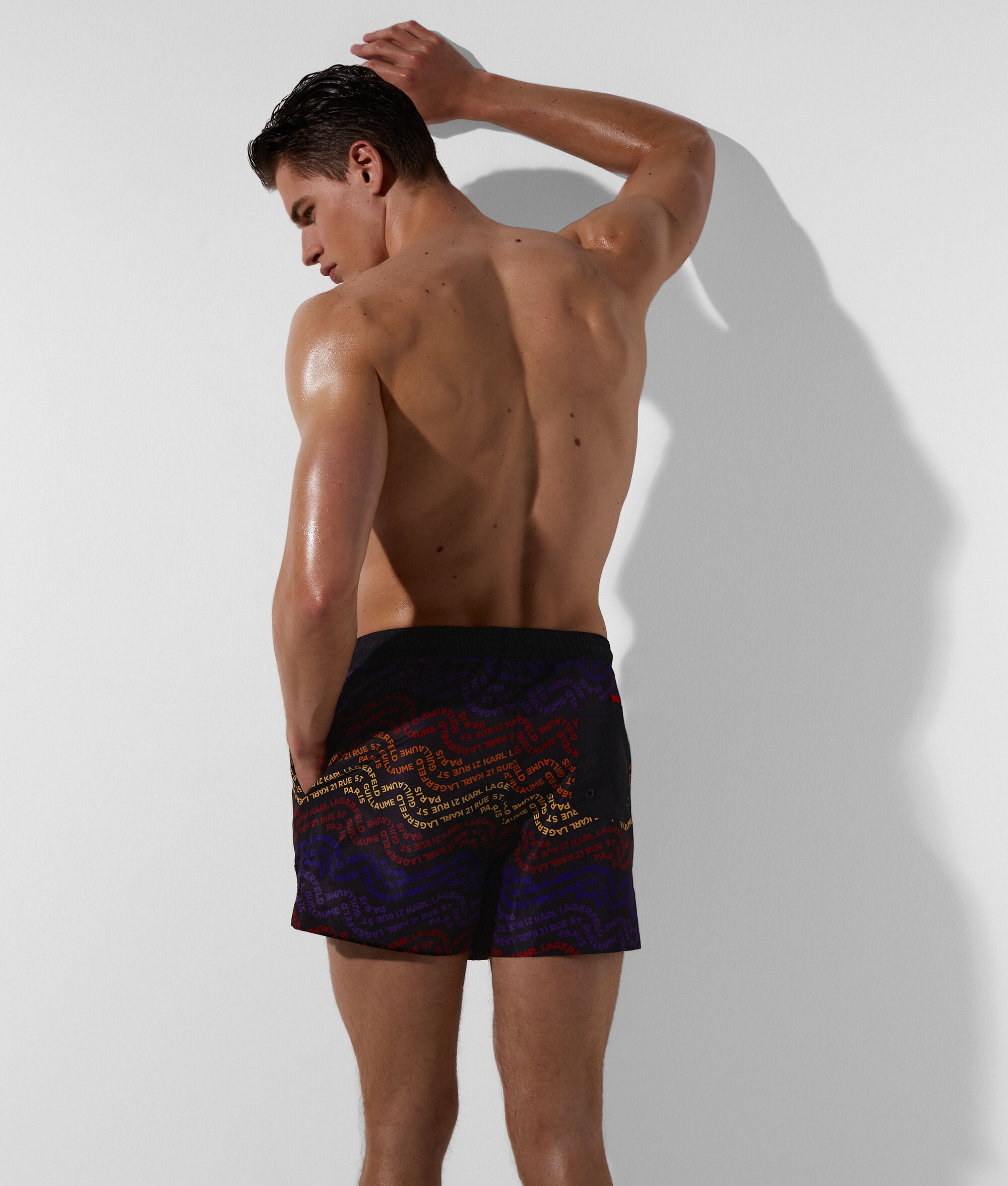 SHORT DE SURF AVEC LOGO KARL ONDULÉ RUE ST-GUILLAUME
