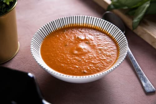 Tomatensuppe mit Basilikum von Gianluca Giardi