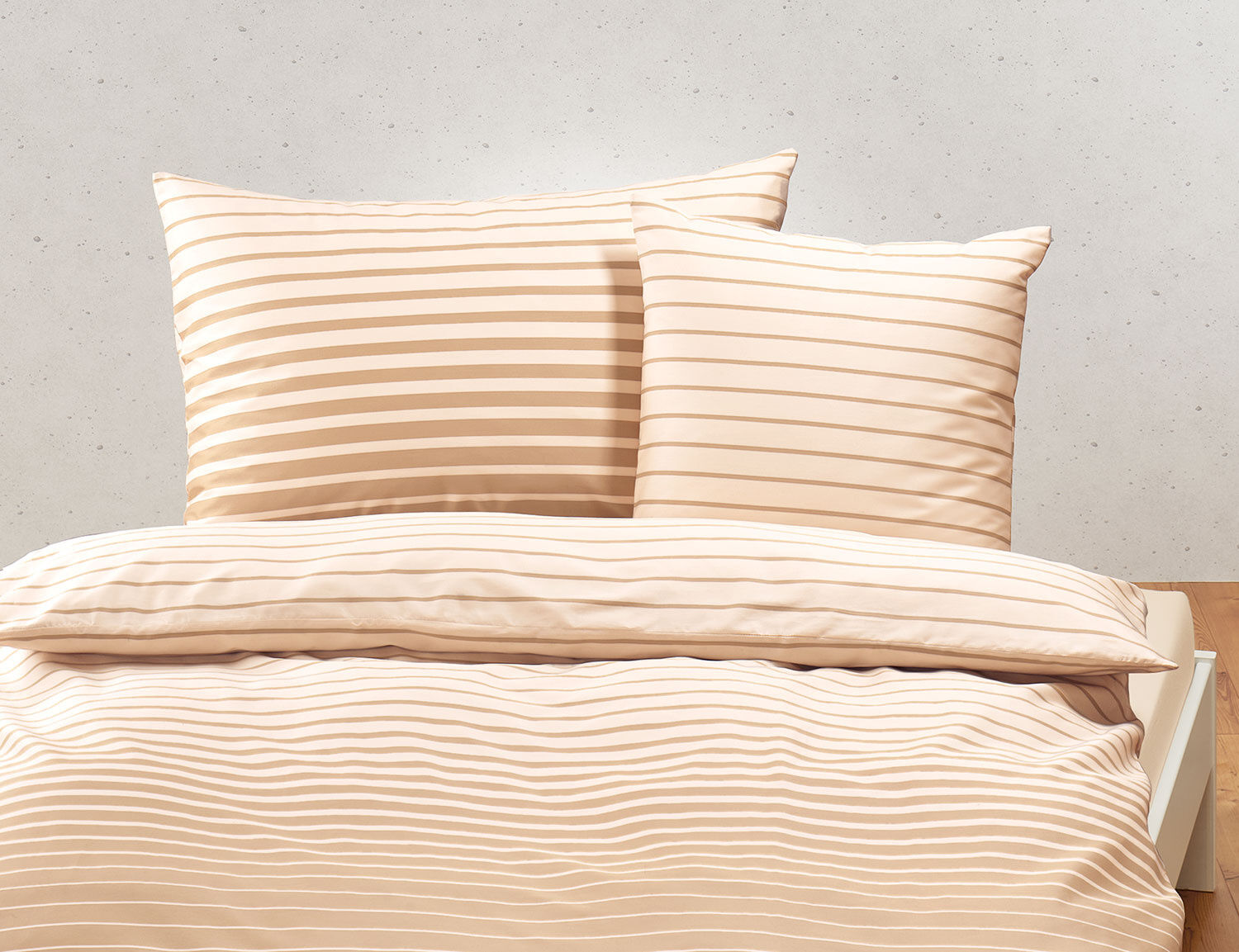 Bettwäsche Satin mit eleganten Streifen