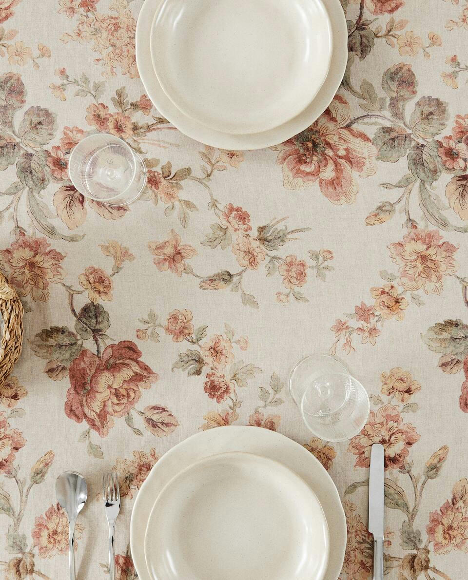 TOALHA DE MESA DE LINHO COM ESTAMPA FLORAL