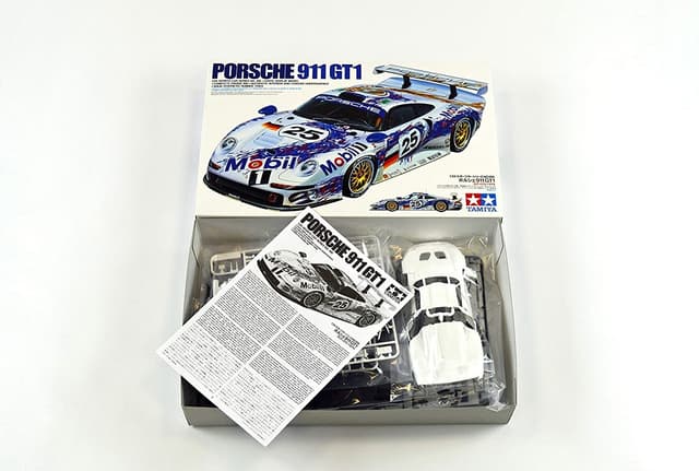 Tamiya Porsche 911 GT1