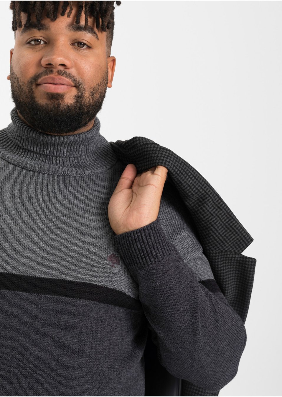 Pull col roulé