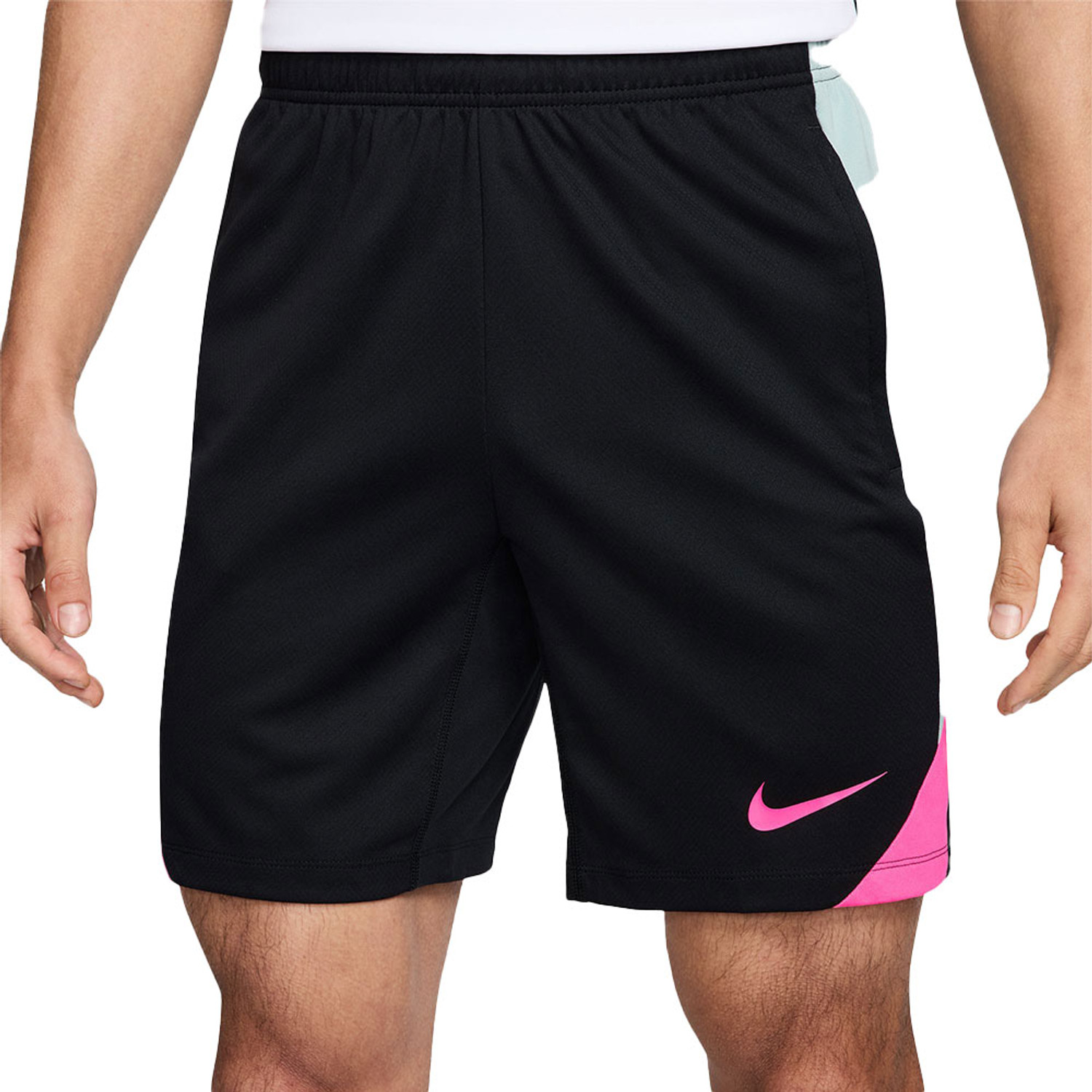 Nike Strike Short