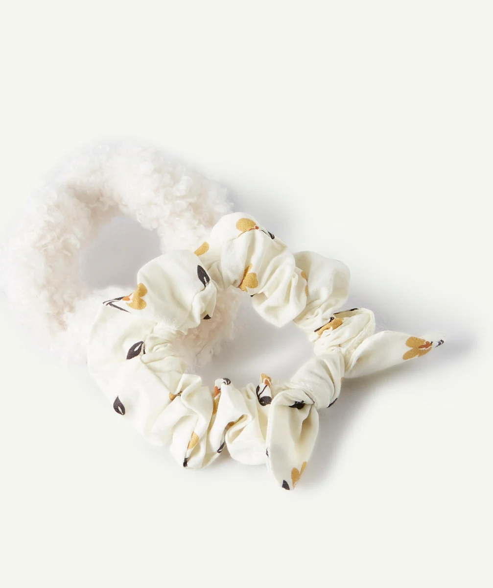 LOT DE 2 CHOUCHOUS BLANCS À BOUCLETTES ET FLEURI BÉBÉ FILLE