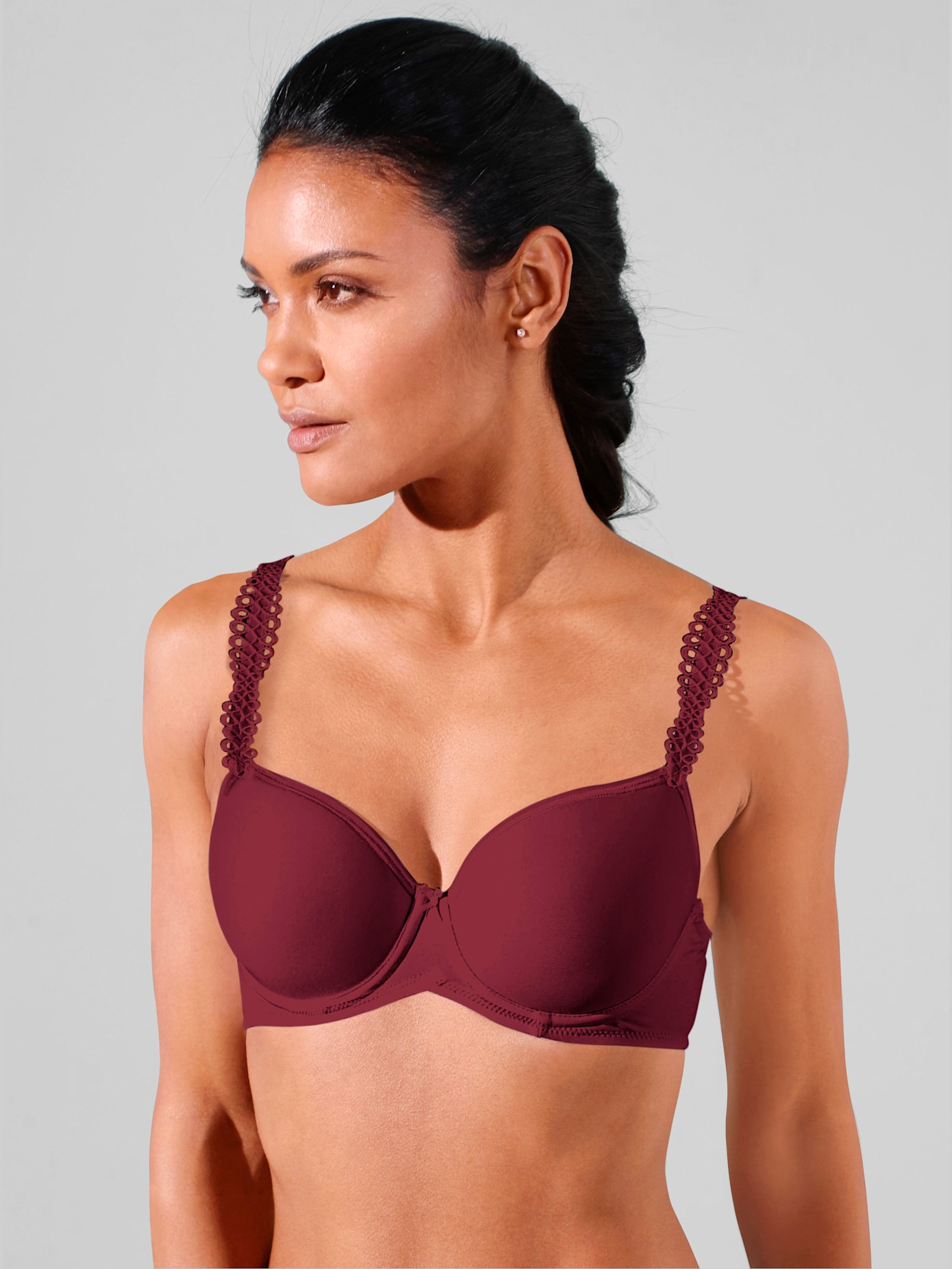 Soutien-gorge à armatures