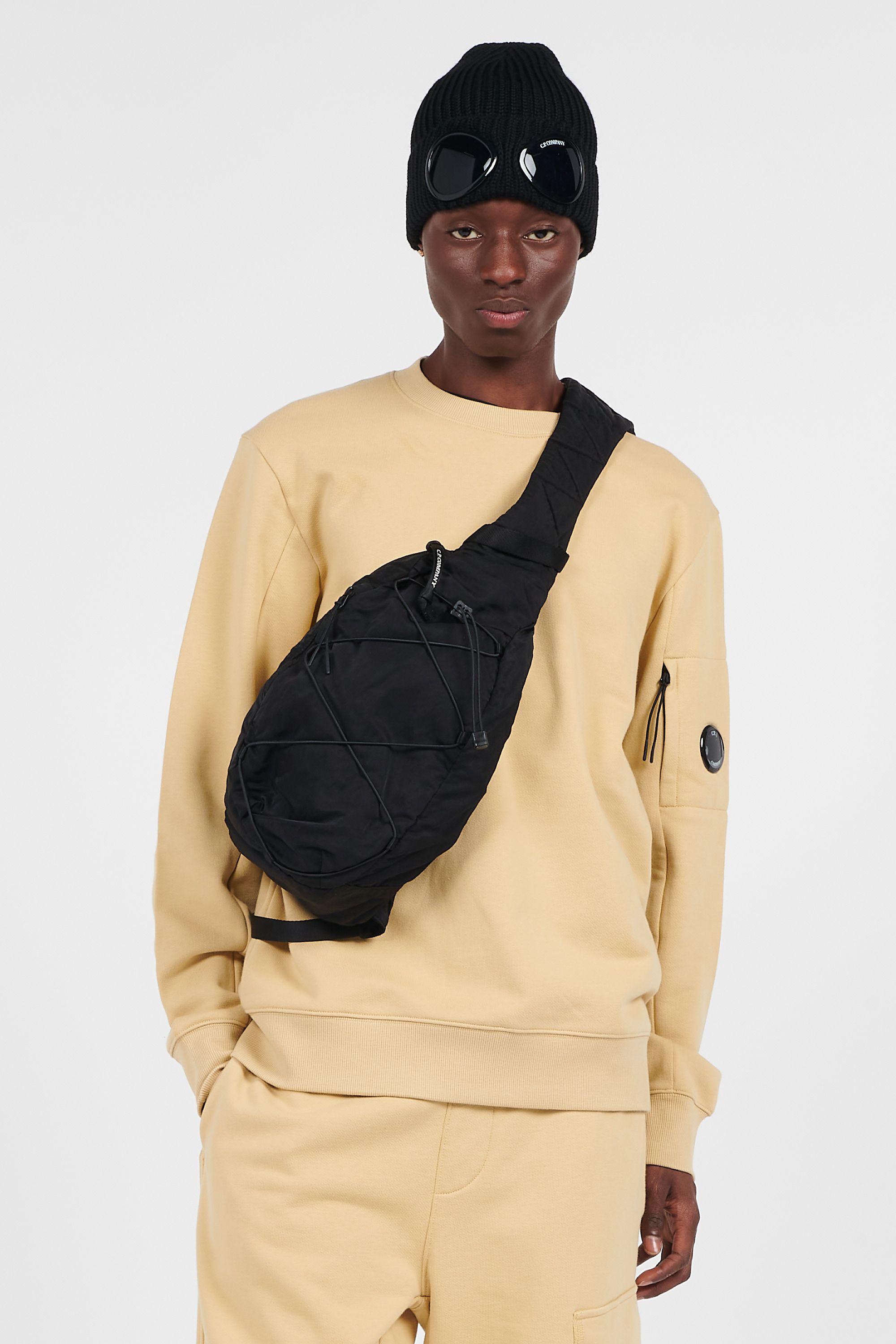 C.P. COMPANY Sac bandoulière  NYLON B CROSSBODY RUCKSACK Noir