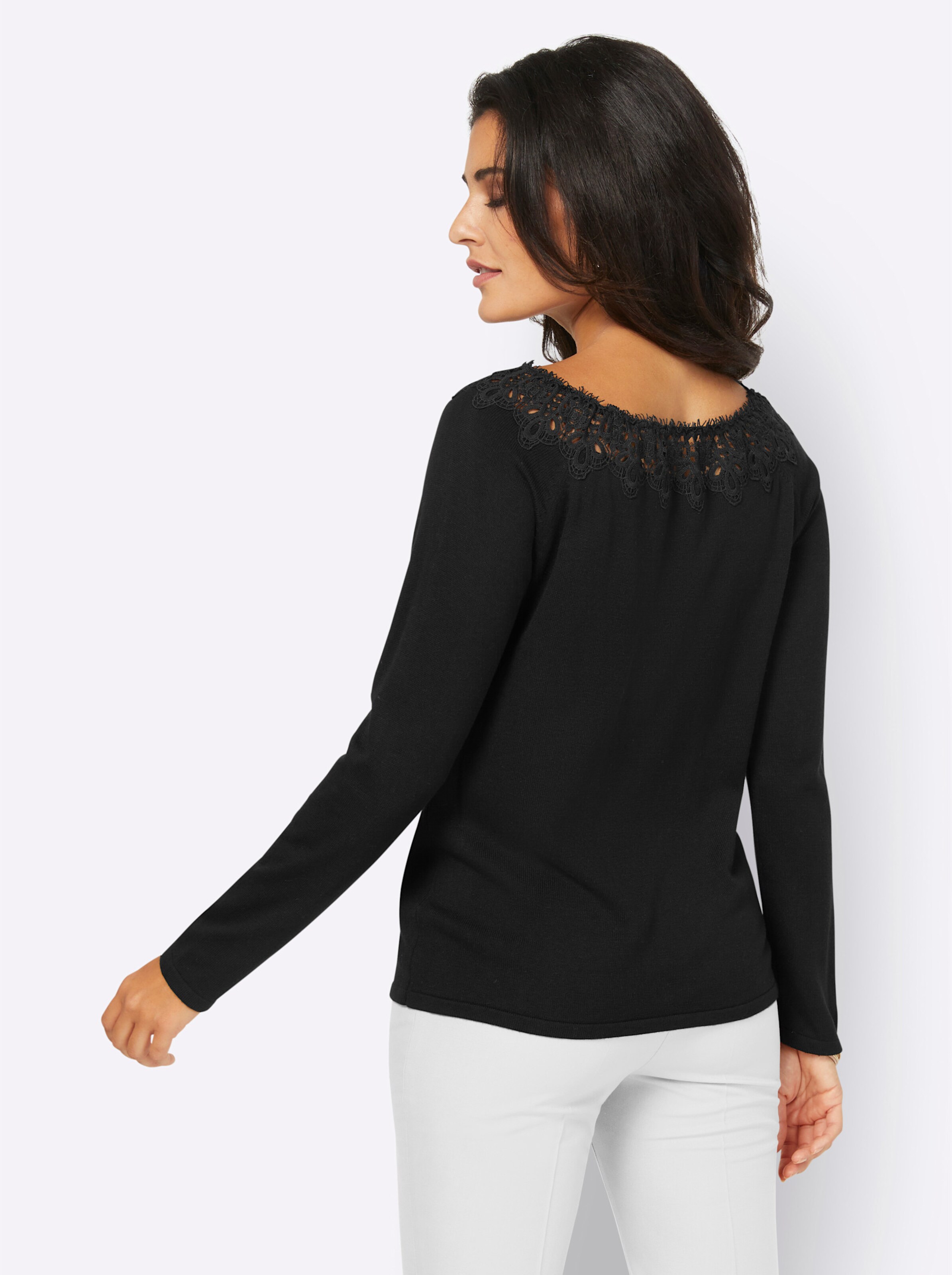 Pullover in schwarz