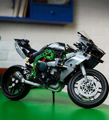 LEGO? Technic - Kawasaki Ninja H2R-Motorcykel 42170 - 643 Dele