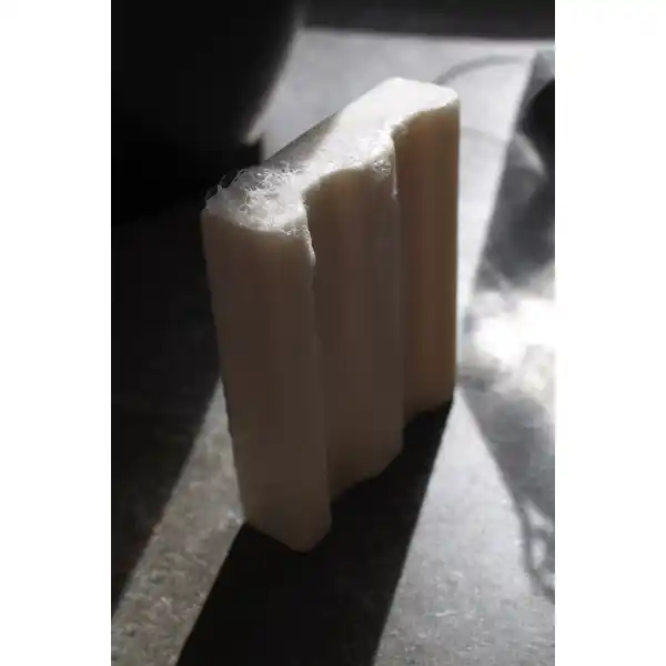 Seifenfreier, fester Allzweckreiniger (ohne Duftstoffe)