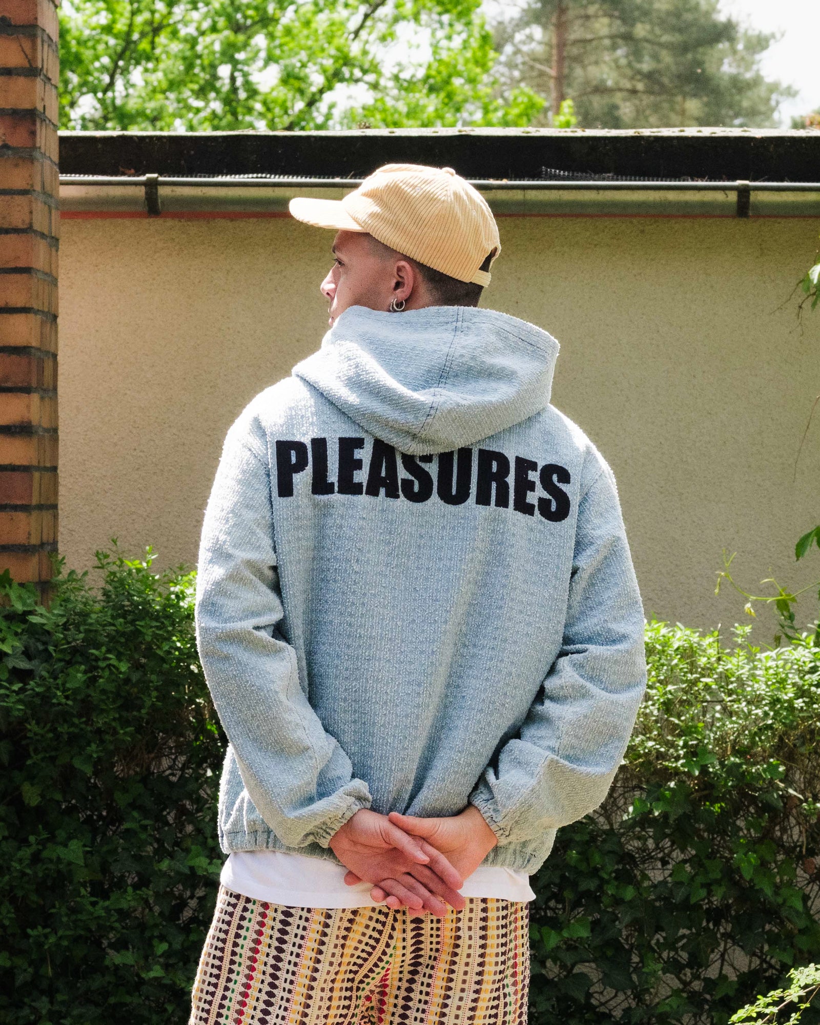 Pleasures<br>Expand Poncho Hoodie