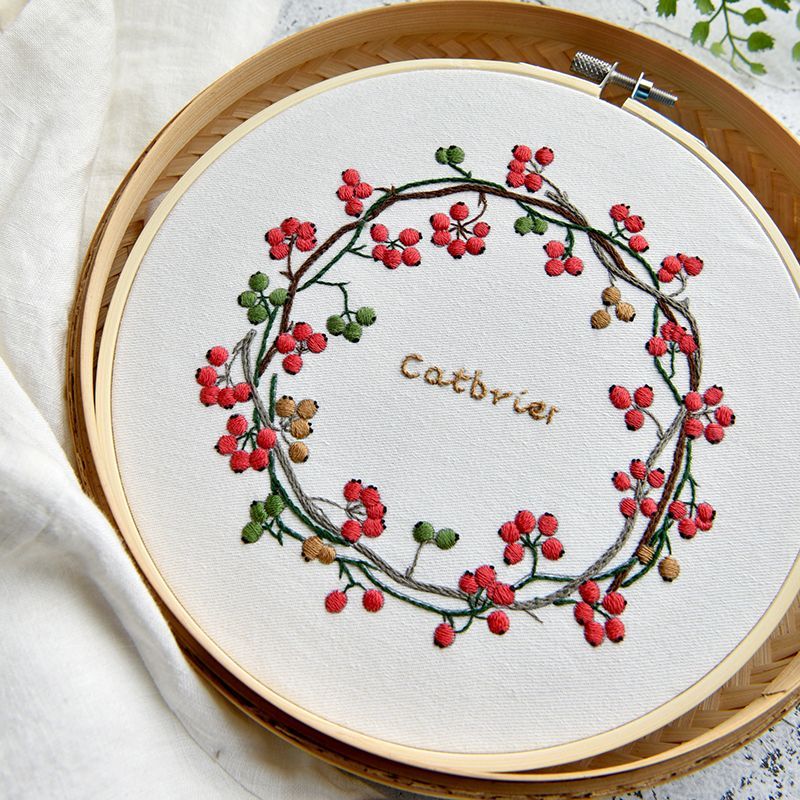 Embroidery Kingdom - Branches DIY Borduurpakket / Frame / Set