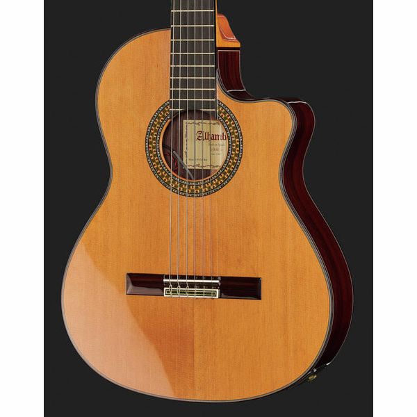 Alhambra 9P CW E8 w/Case