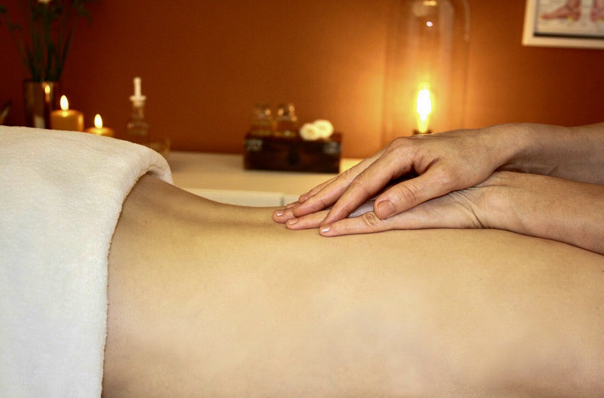 Lomi Lomi Nui Massage Weil der Stadt