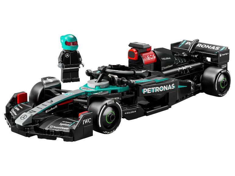 Mercedes-AMG F1® W15 racewagen 77244