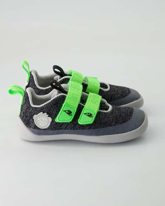 Affenzahn Knit Happy Panther Hausschuhe in Grau