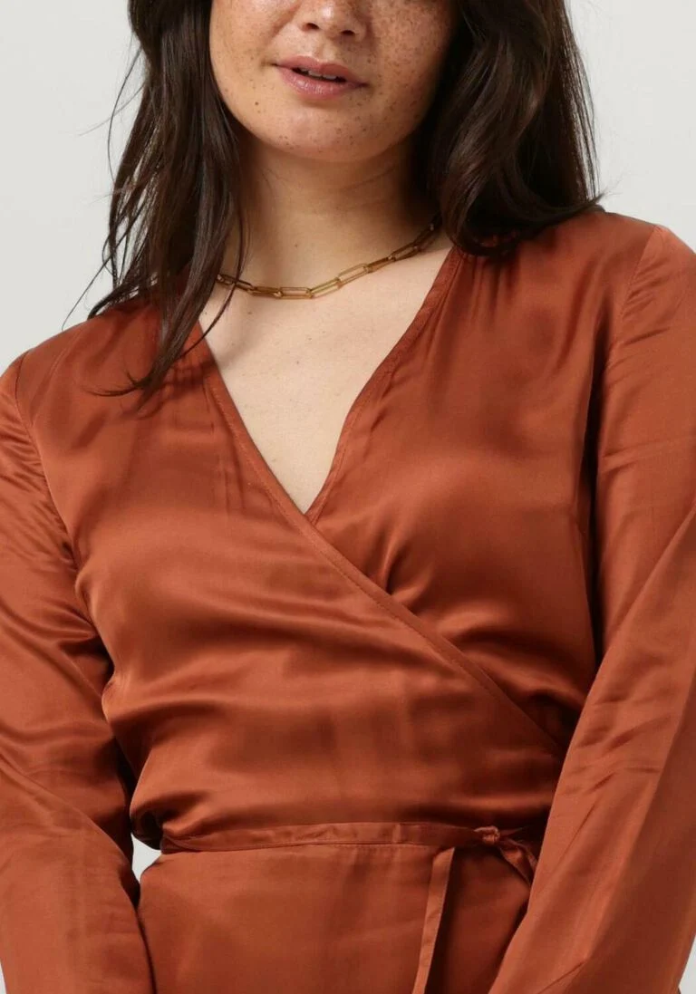 MODSTR\u00D6M rode modstr&ouml;m midi jurk floremd wrap dress