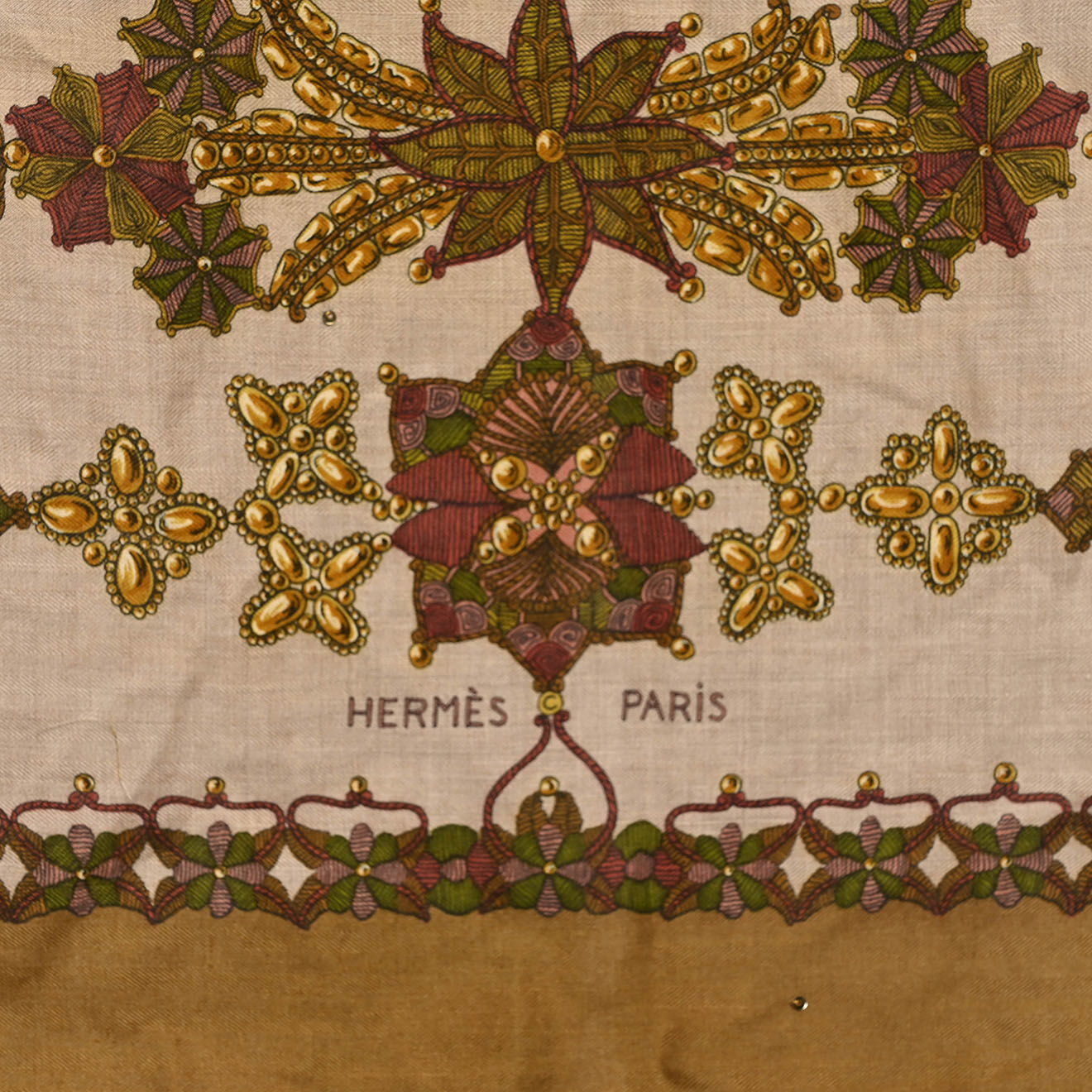 Hermès Foulard en Cachemire Breloque kaki - Très bon état - 140x140 cm