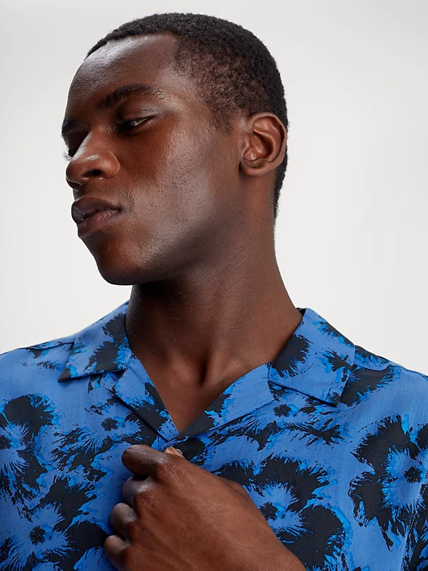 Camisa com estampa floral