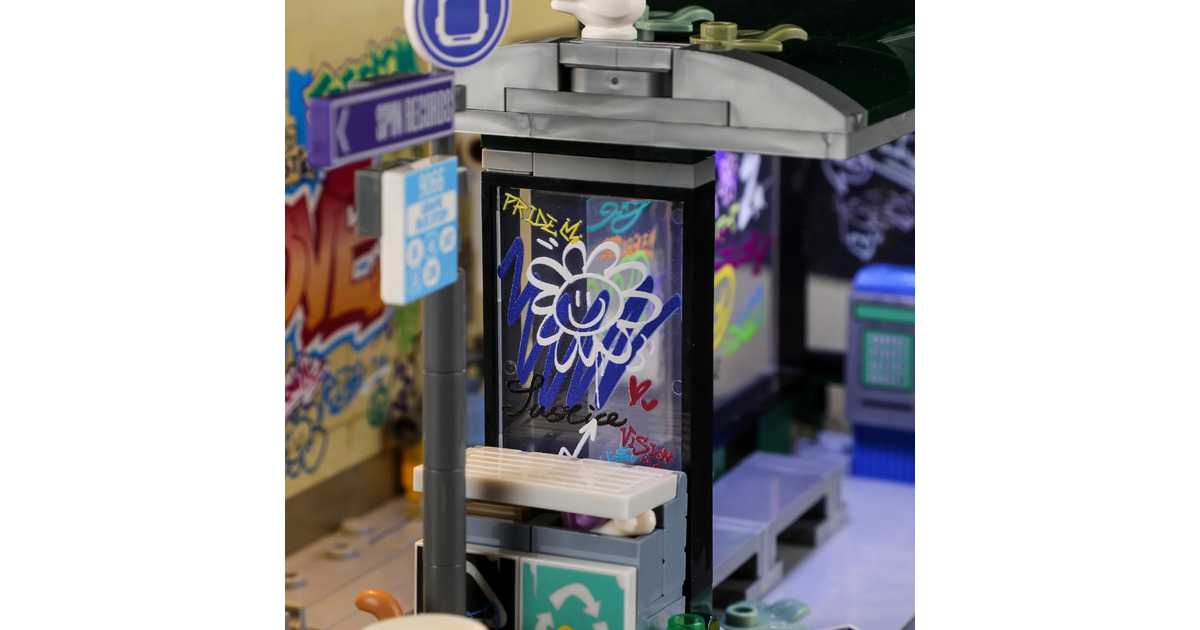 LumibricksStreet Fusion - Graffiti Bus Stop Constructiespeelgoed  (F9066)
