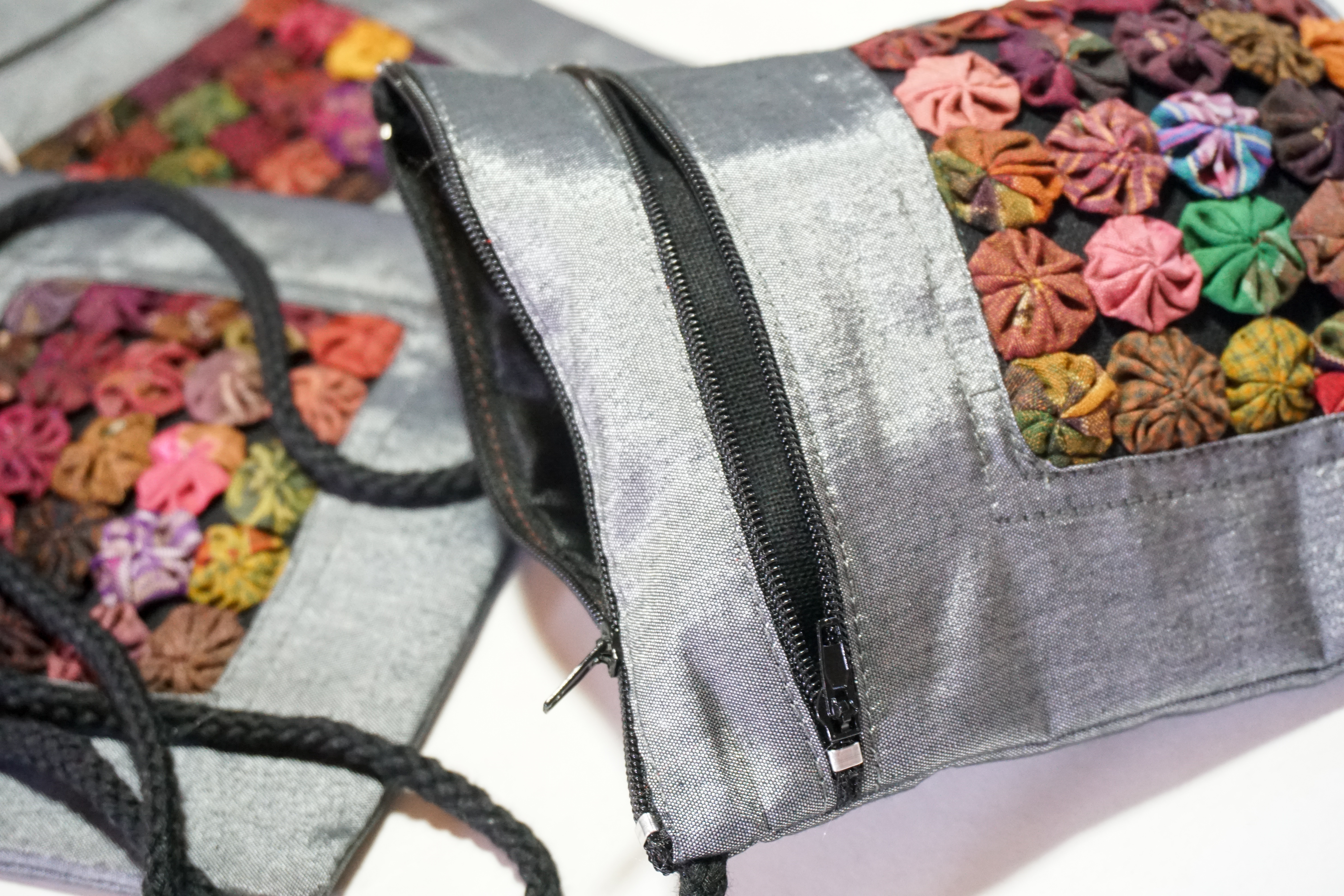 Schultertasche, grau, B 16 cm, H 19 cm günstig bestellen