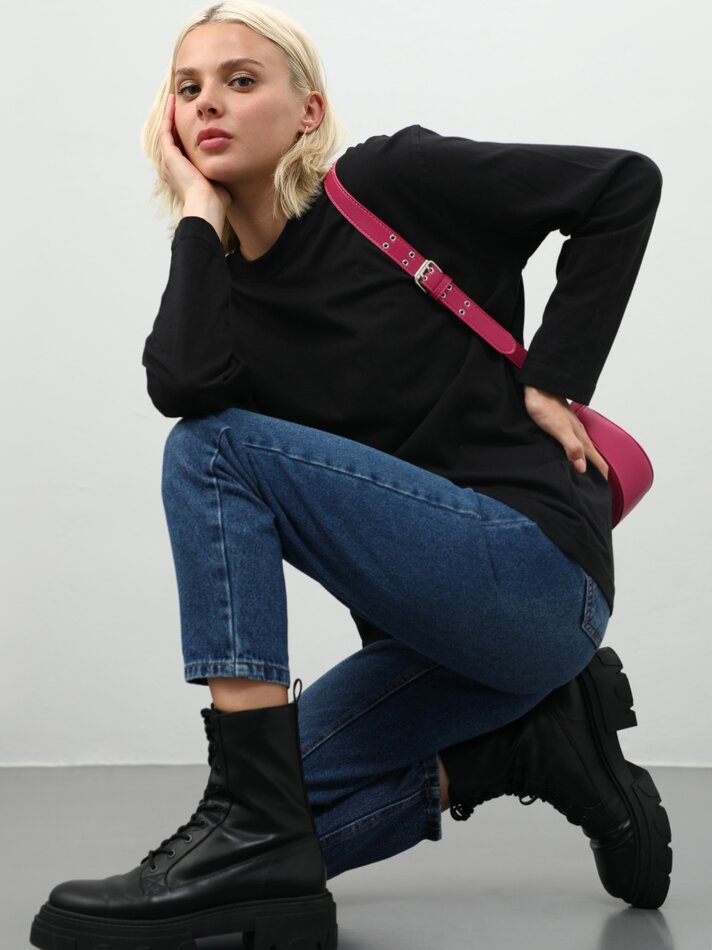 Camiseta oversized - Preta