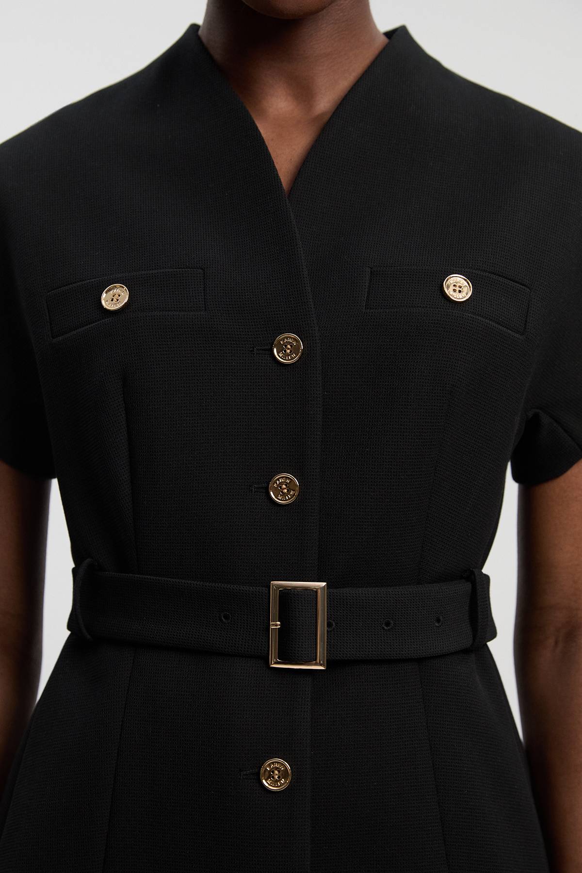 KarenMillen Haut Ceinturé À Col Montant En Tissu Stretch Compact Texturé
