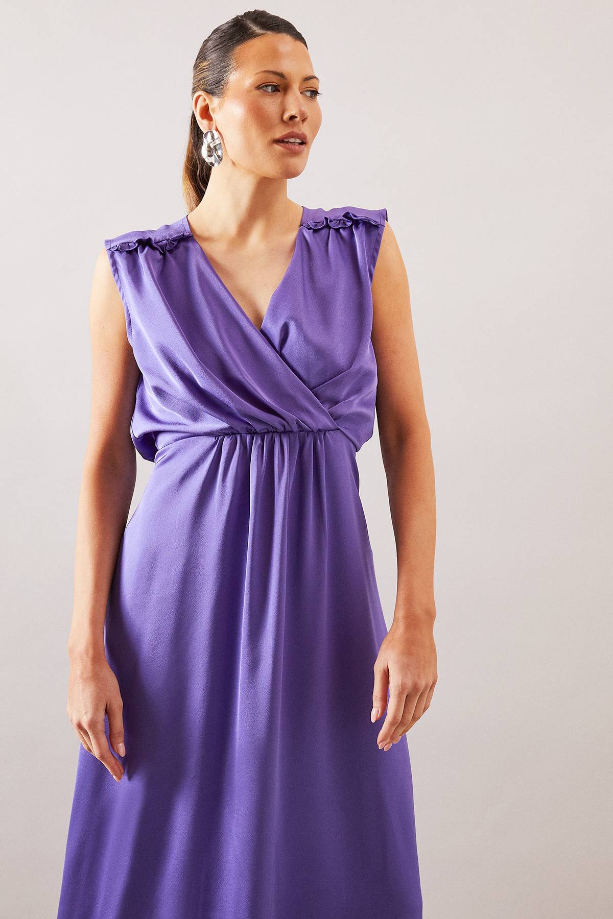 Wallis Robe Portefeuille en Satin à Taille Froncée