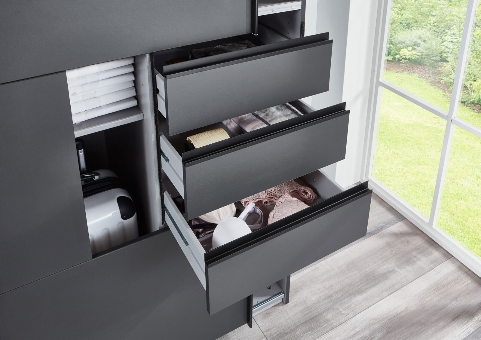 Schwebetürenschrank TENERIFFA 270 x 210 cm grau/ schwarz