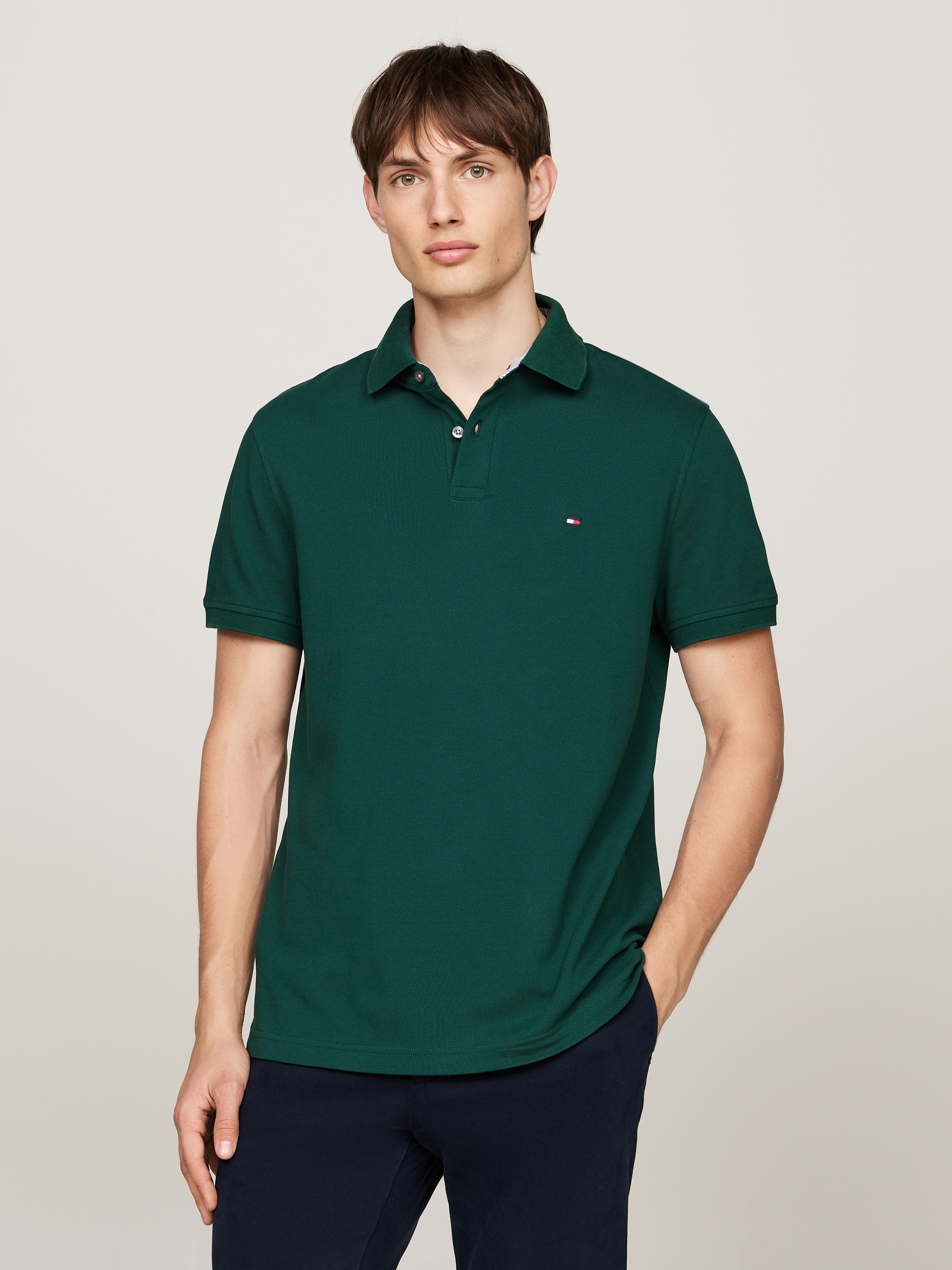 Tommy Hilfiger Poloshirt »1985 REGULAR POLO mit Kontraststreifen und Knopfleiste«, unifarben, sportlich, regular fit, Baumwollmix, Polokragen