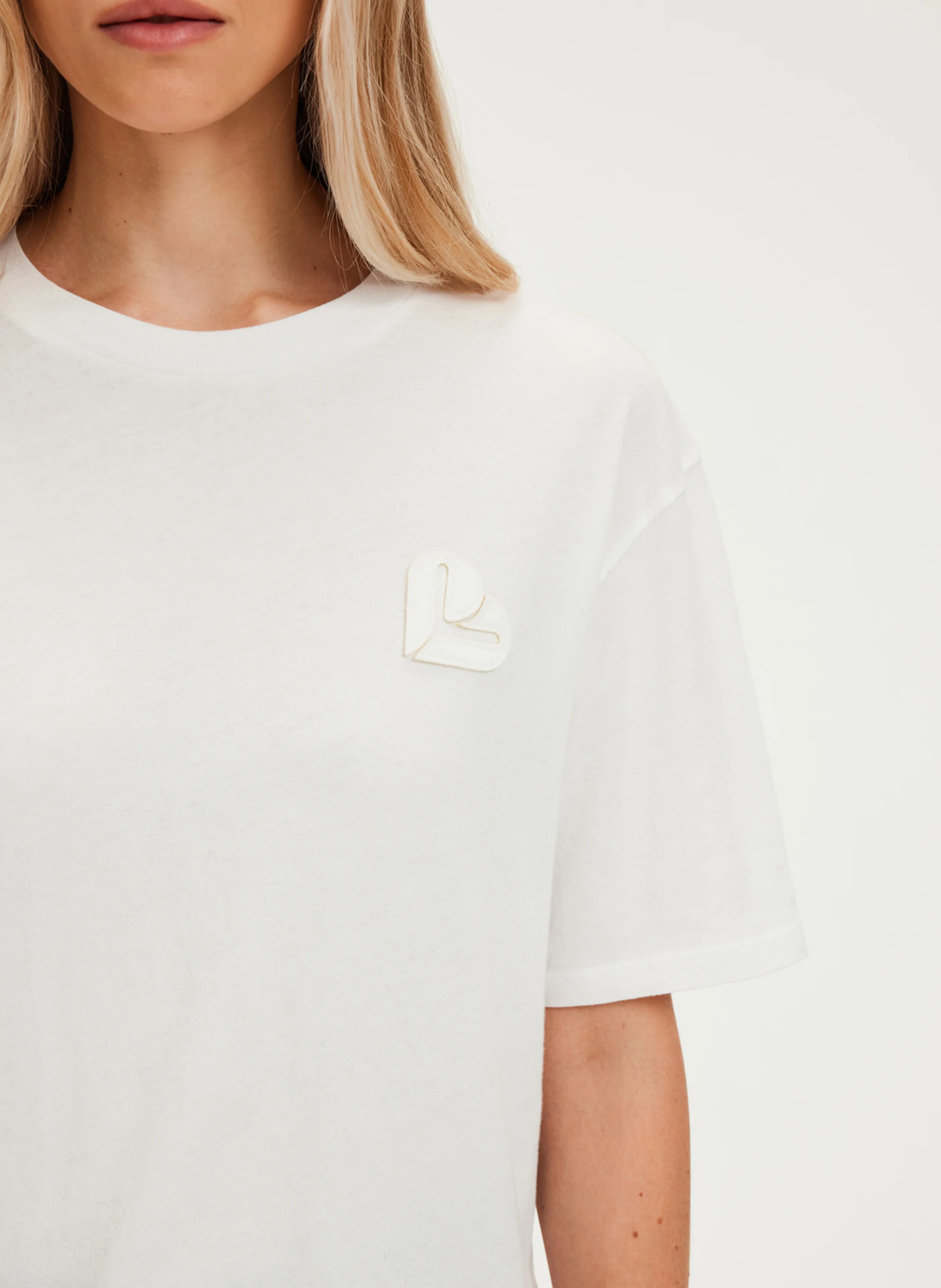 AVRIL - Tee-shirt col rond droit en coton | Blanc