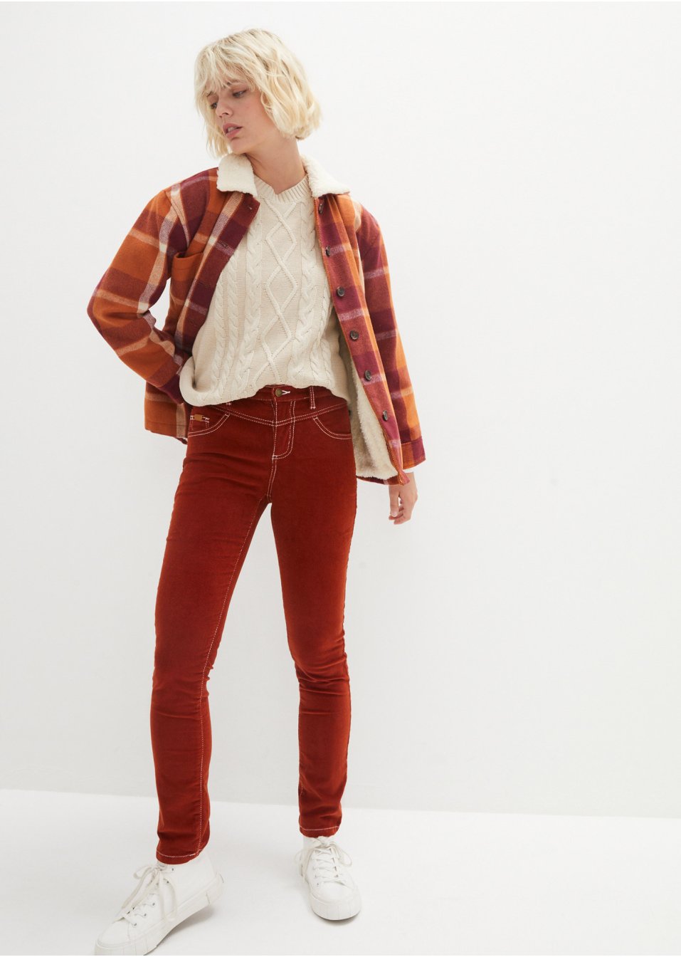 Pantalon en velours côtelé extensible Slim Fit avec coutures contrastantes