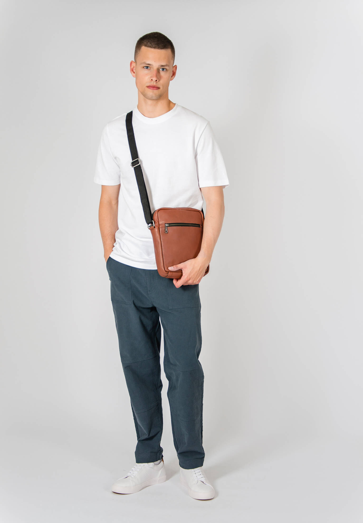 still nordic| Herren Messenger Tasche